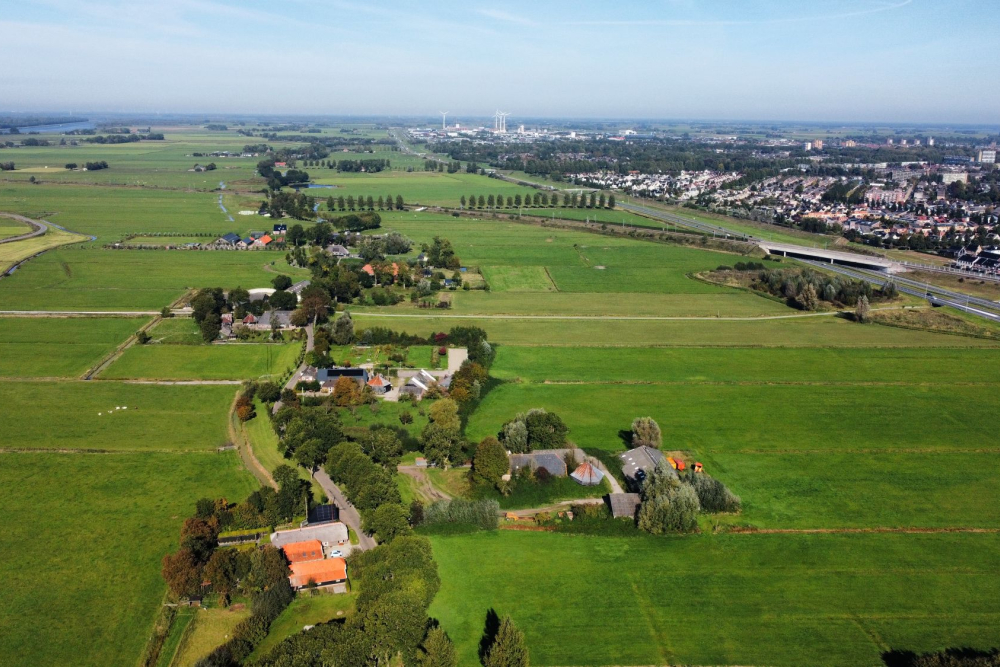 Zwartendijk - Infrastructuur en Woningbouw
