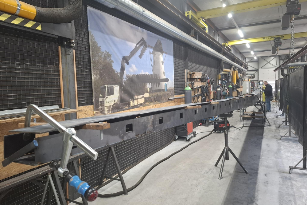 Productie van twee nieuwe roeden van staal