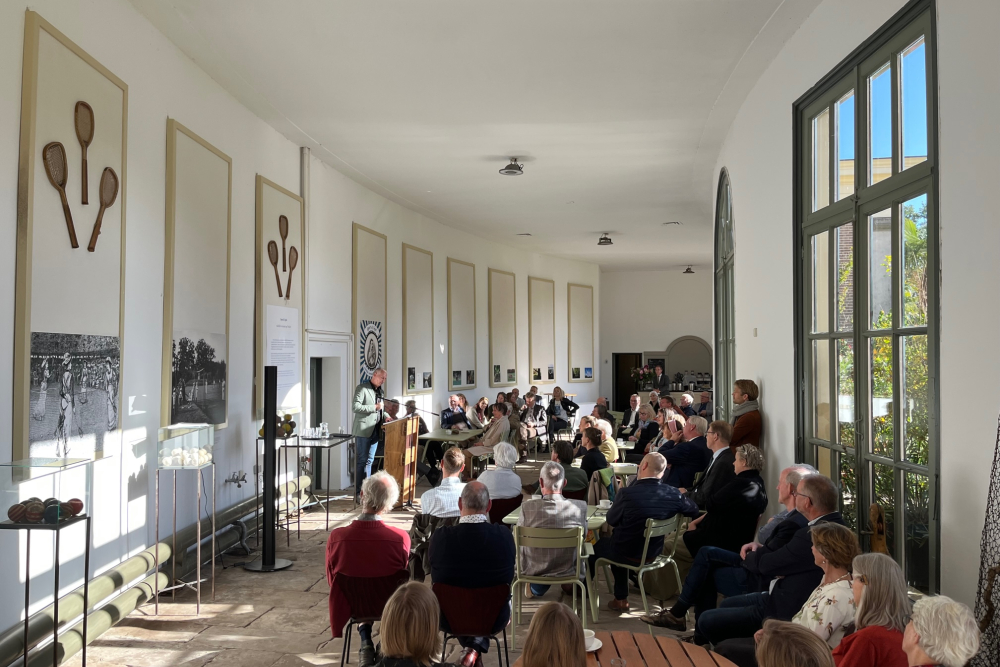 Boekpresentatie in oranjerie Twickel