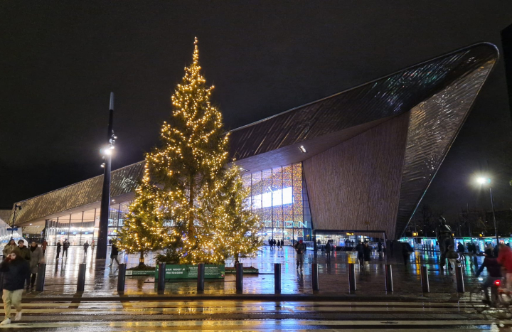 Kerstboom CS Rotterdam 